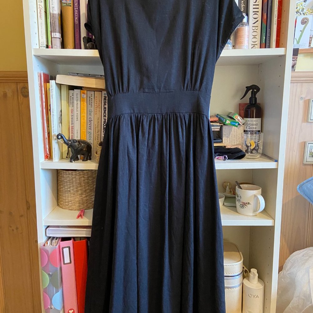 🌱 LEONI women’s midi dress black Size L / 14 Linen Blend NEW V neck - Picture 8 of 10